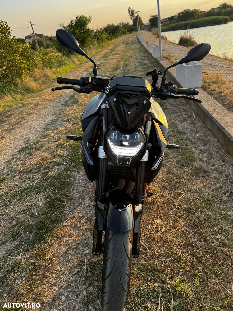 BMW F900R - 16