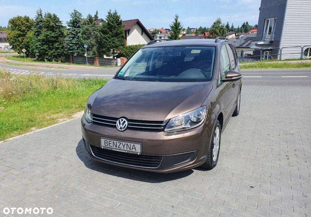Volkswagen Touran - 1