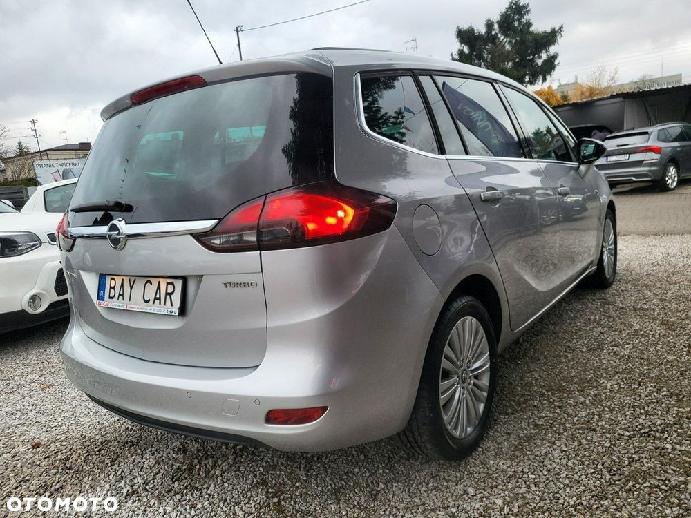 Opel Zafira - 8