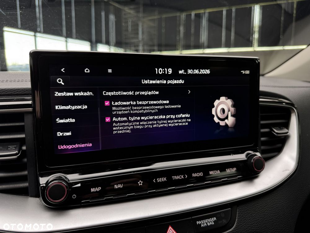 Kia Ceed 1.6 GDI PHEV L Business Line DCT - 37