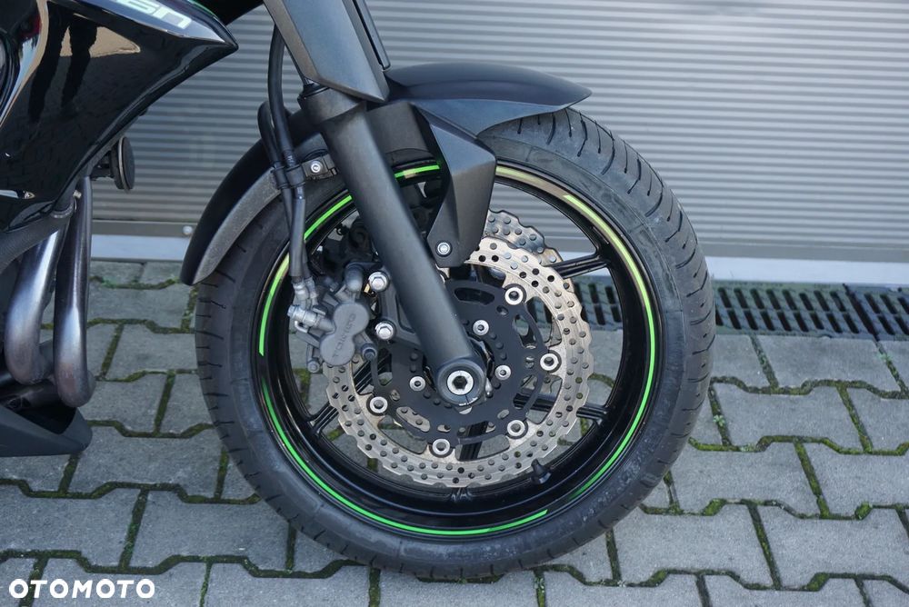 Kawasaki ER - 20