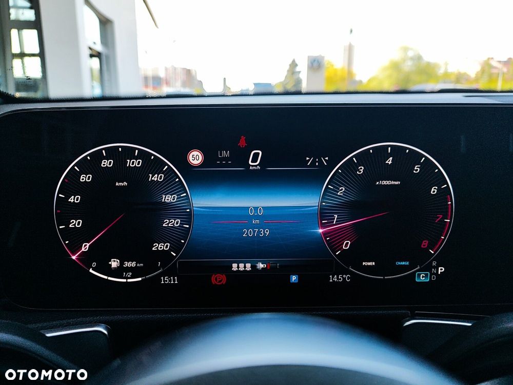 Mercedes-Benz GLB - 18