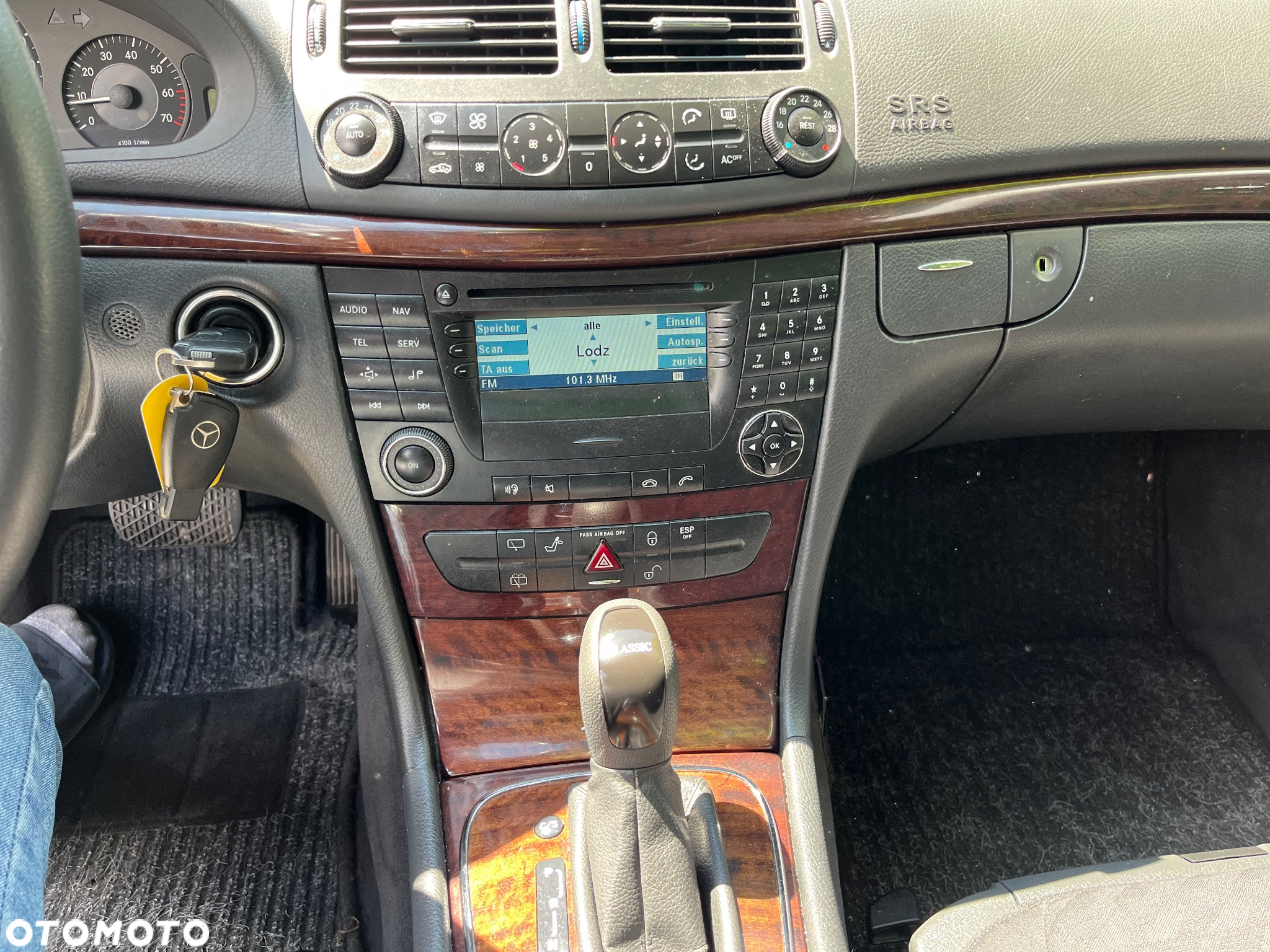 Mercedes-Benz Klasa E 200 T Kompressor Automatik Classic - 20