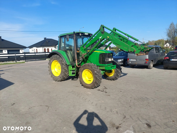 John Deere 6120