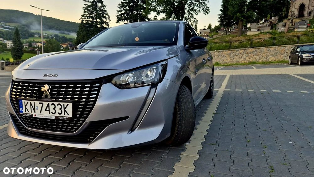 Peugeot 208 PureTech 100 EAT8 Allure - 16