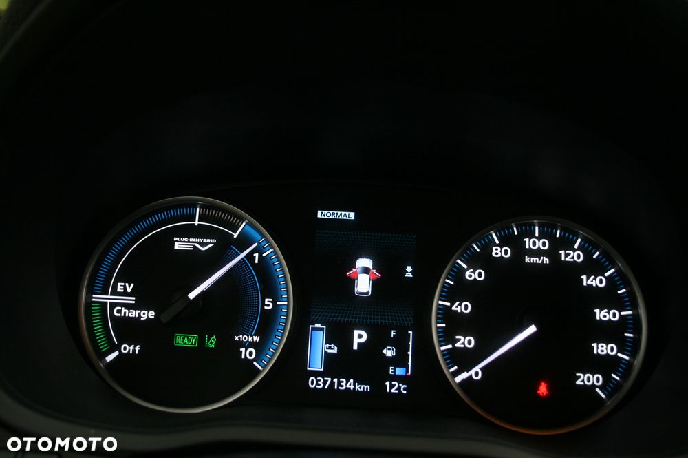 Mitsubishi Eclipse Cross 4WD Basis - 26
