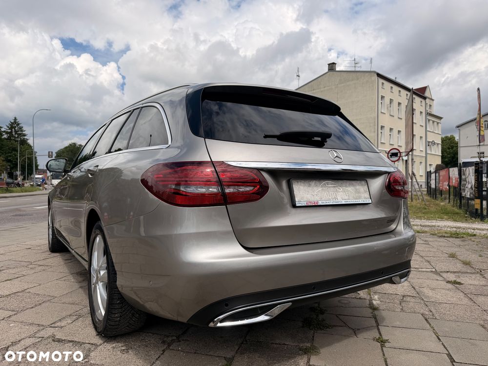 Mercedes-Benz Klasa C 220 d 4MATIC 9G-TRONIC - 9