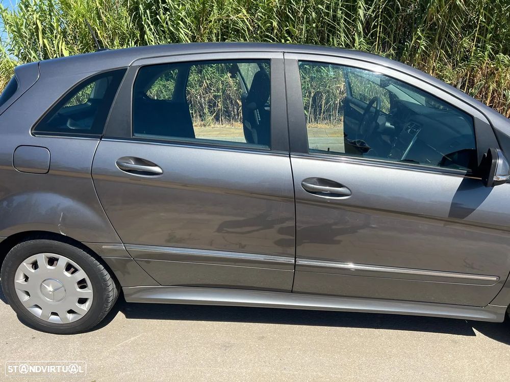 Mercedes-Benz B 180 CDI Autotronic - 9