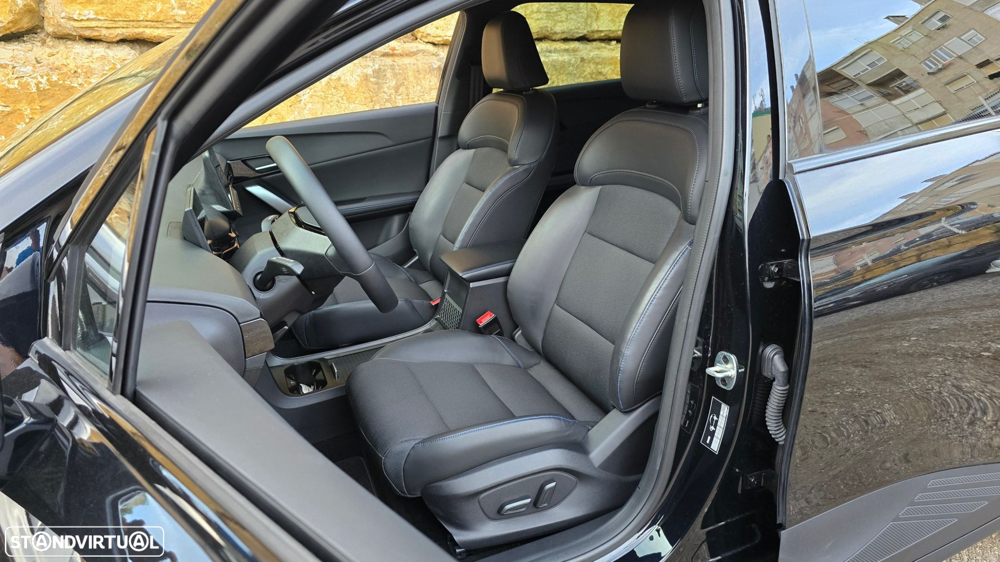 MG MG4 64 kWh Luxury - 46