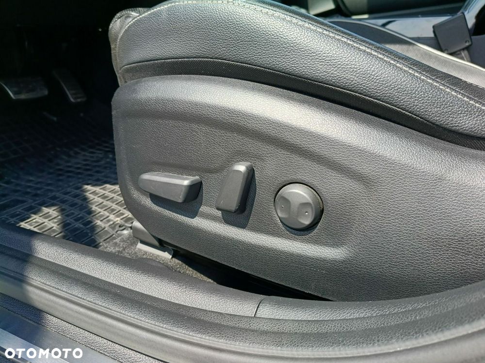 Kia XCeed - 22