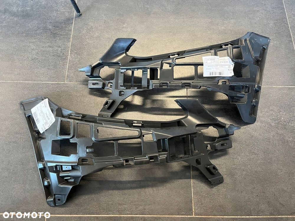 Ślizg zderzaka lewy prawy mercedes w205 nowe OEM - 1