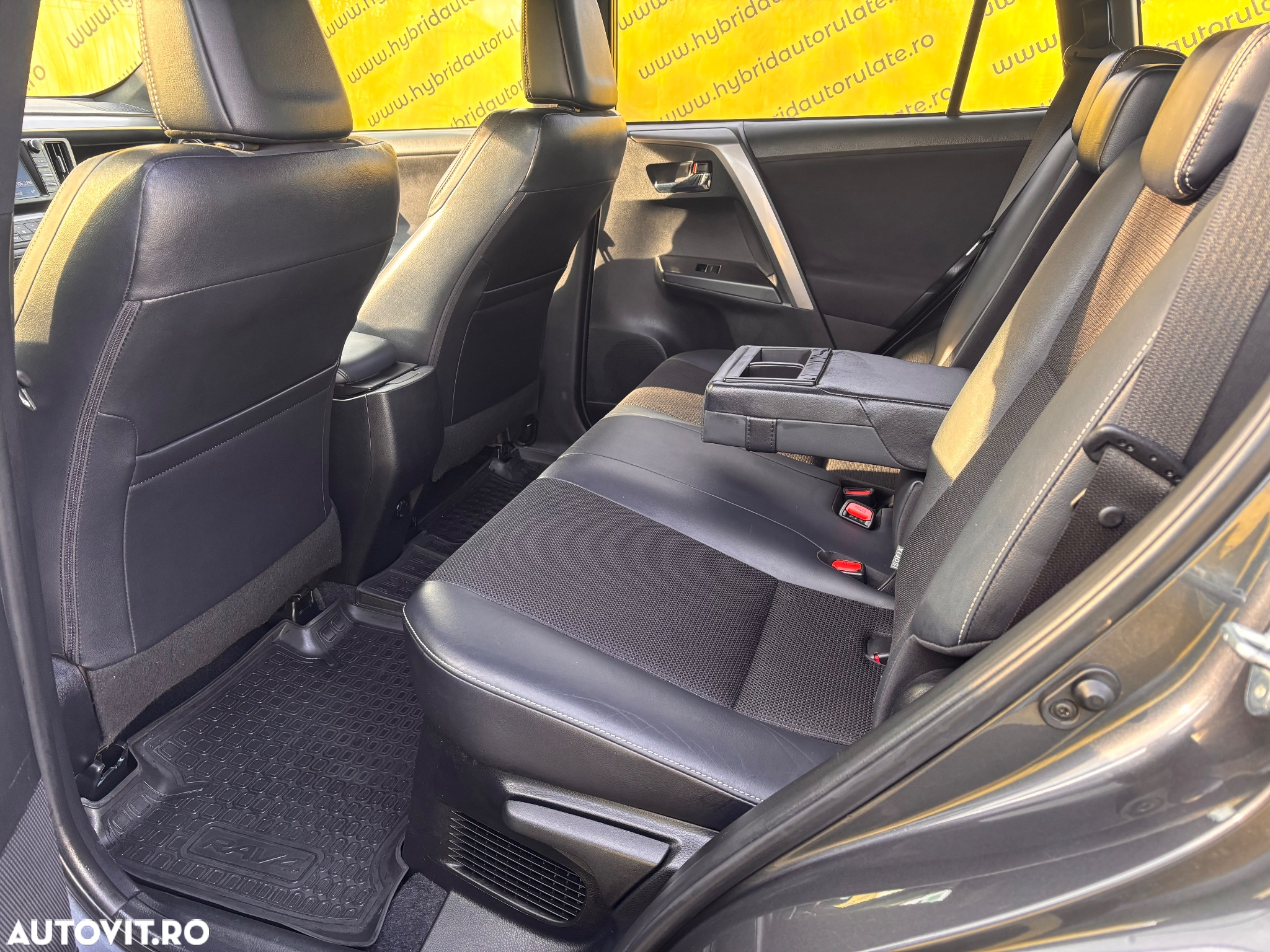 Toyota RAV4 2.5 VVT-i HSD 4x4 Executive - 33