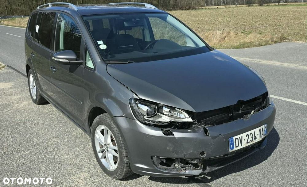 Volkswagen Touran - 38