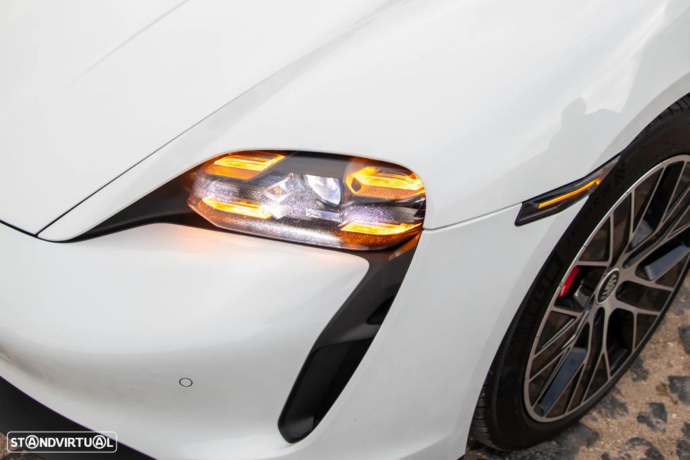 Porsche Taycan 4S Bateria Performance Plus - 22