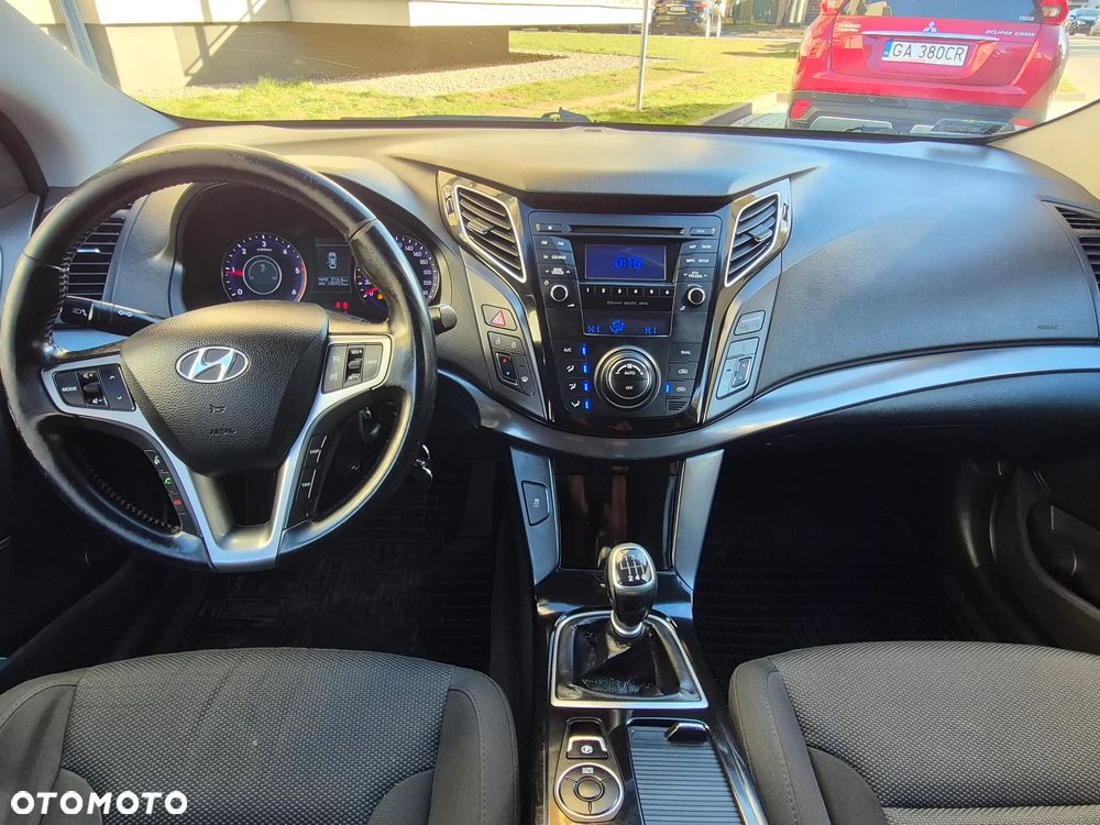 Hyundai i40 1.7 CRDi Comfort + - 20