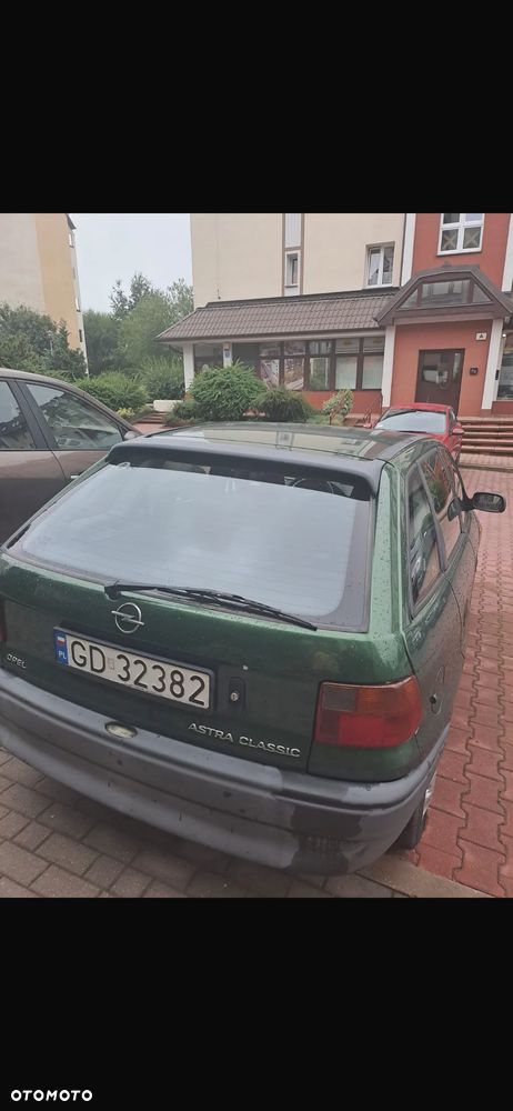 Opel Astra 1.4 Base - 3