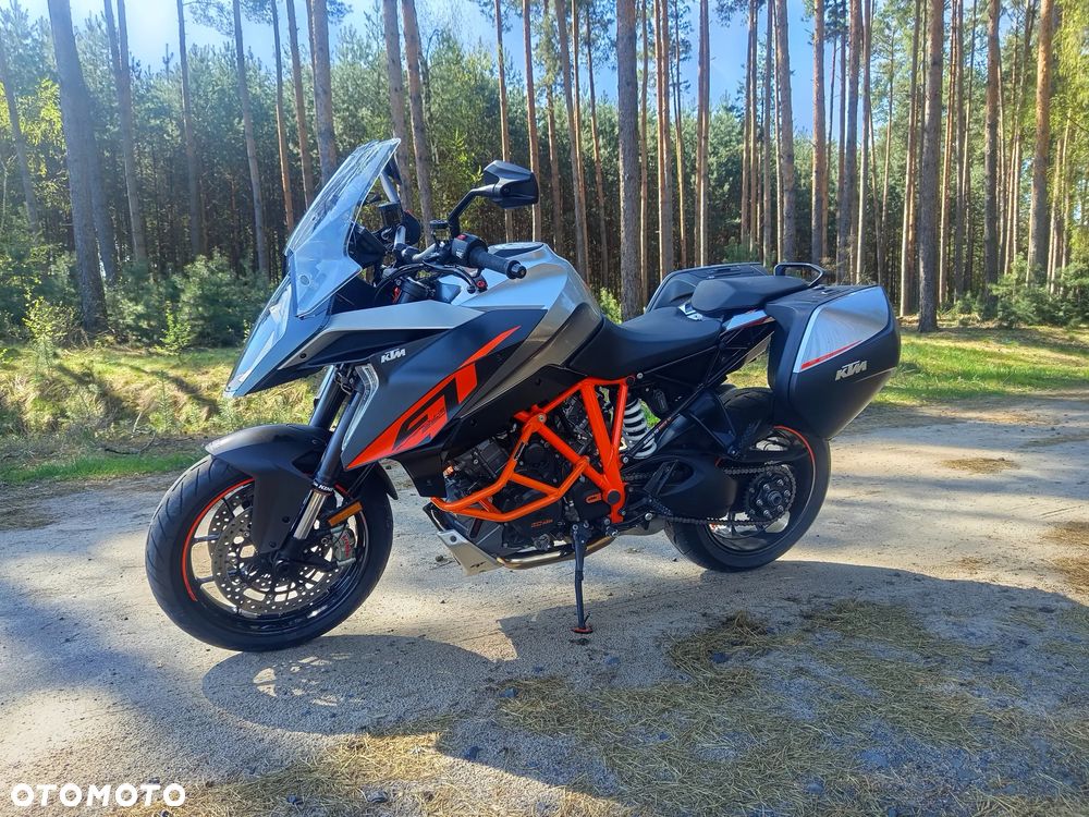 KTM Super Duke - 4