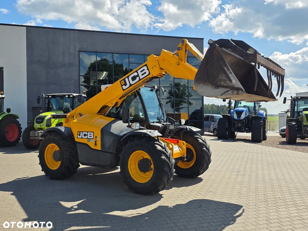 JCB 536 60 Agri Premier 2017R - 32