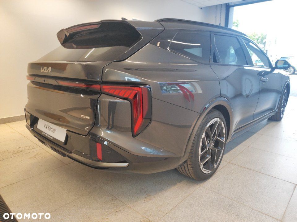 Kia K4 - 6