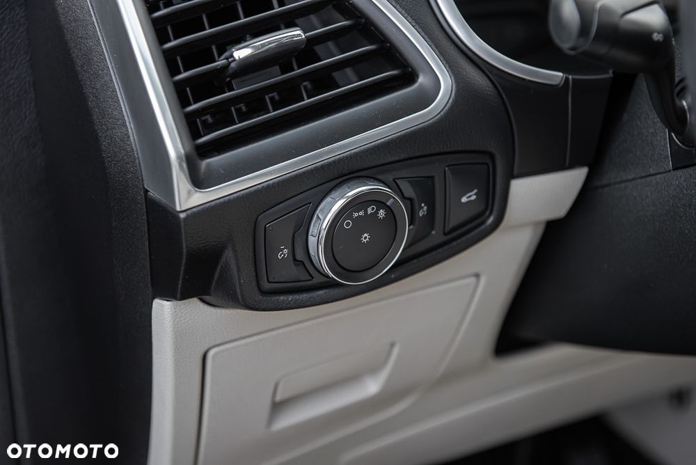 Ford Edge - 22