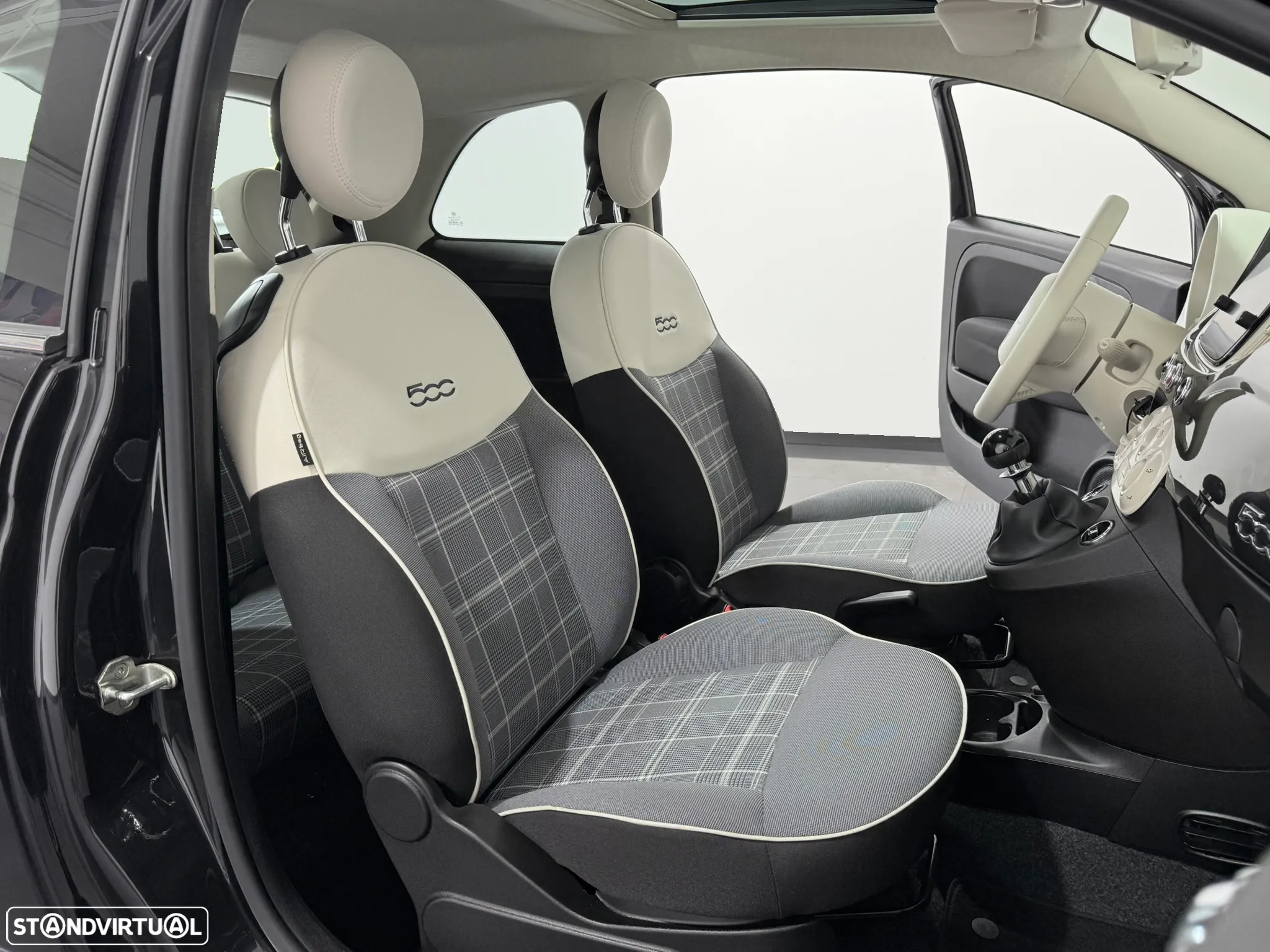 Fiat 500 1.0 Hybrid Lounge - 32