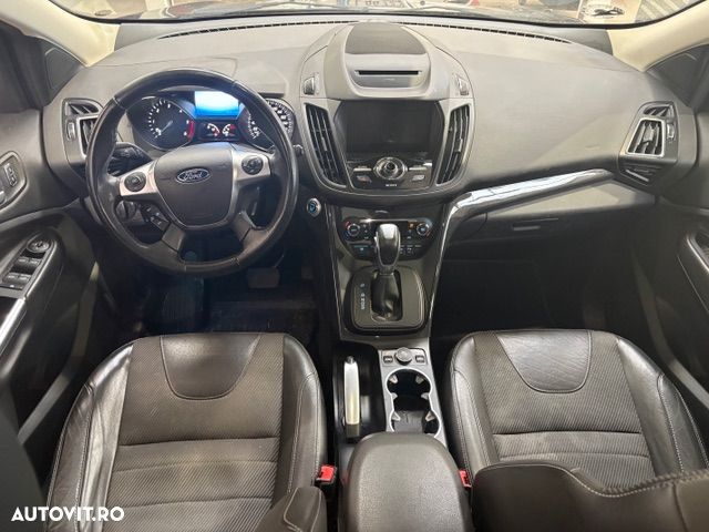 Ford Kuga 2.0 TDCi 4WD Powershift Titanium - 8