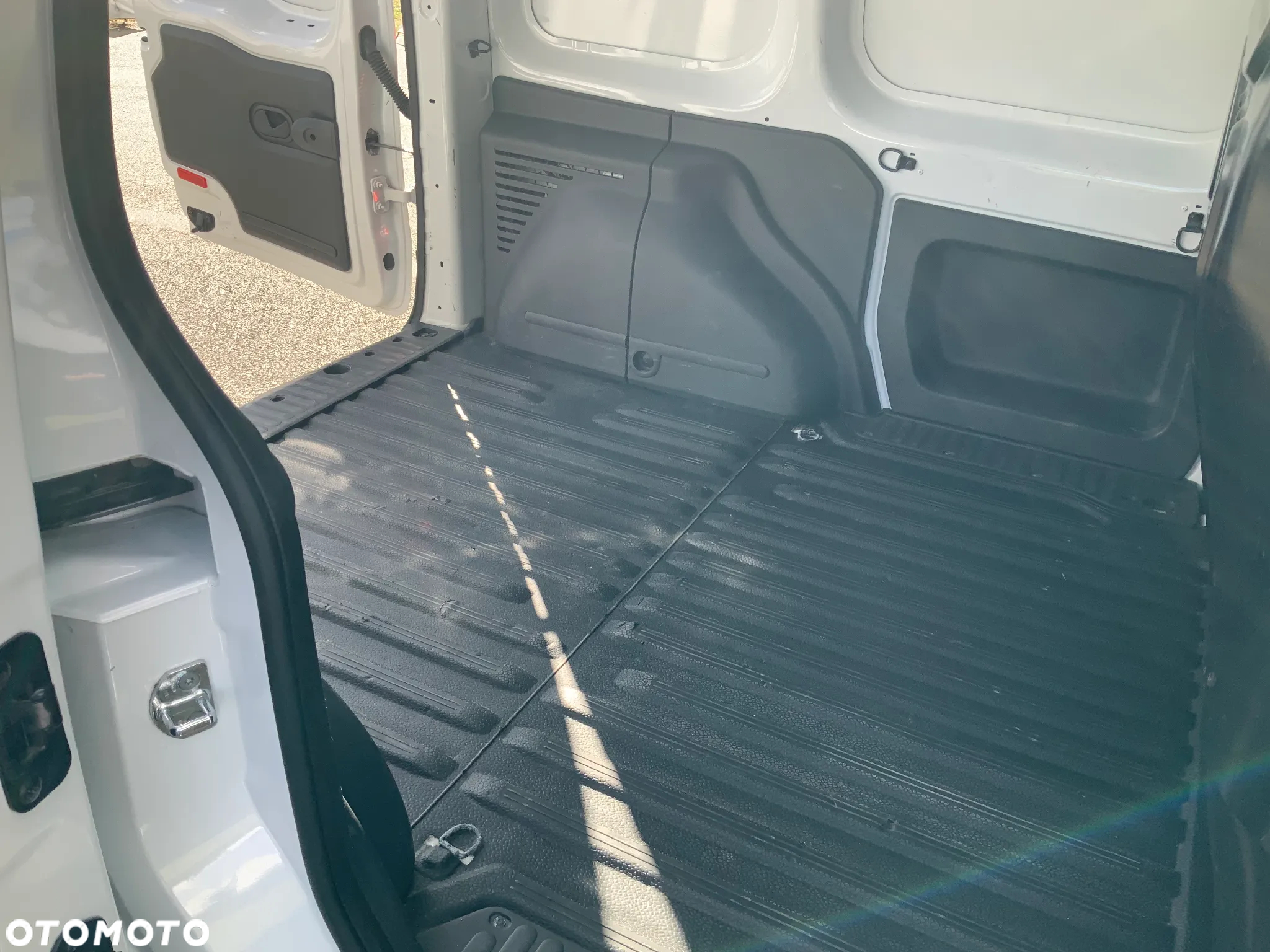Mercedes-Benz CITAN 109 CDI - 7