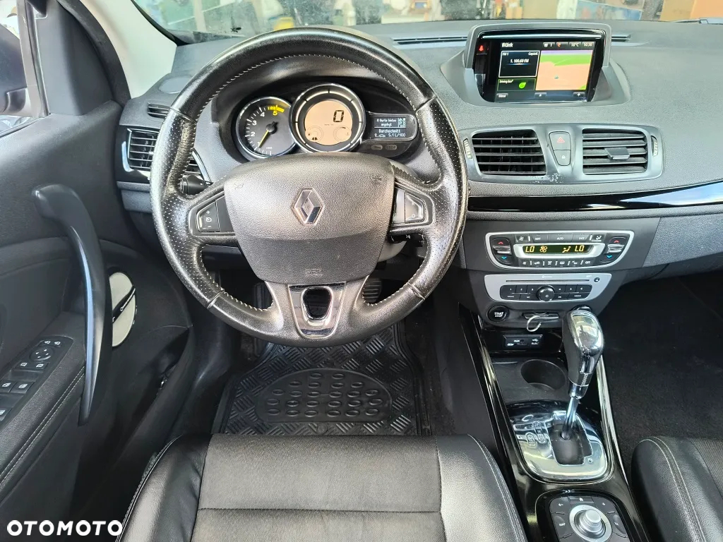 Renault Megane Grandtour ENERGY dCi 110 EDC BOSE EDITION - 12