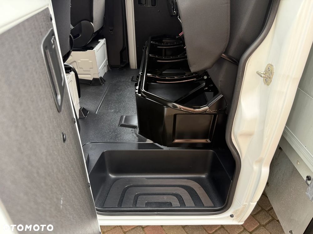 Mercedes-Benz Sprinter Doka Skrzynia Plandeka - 20