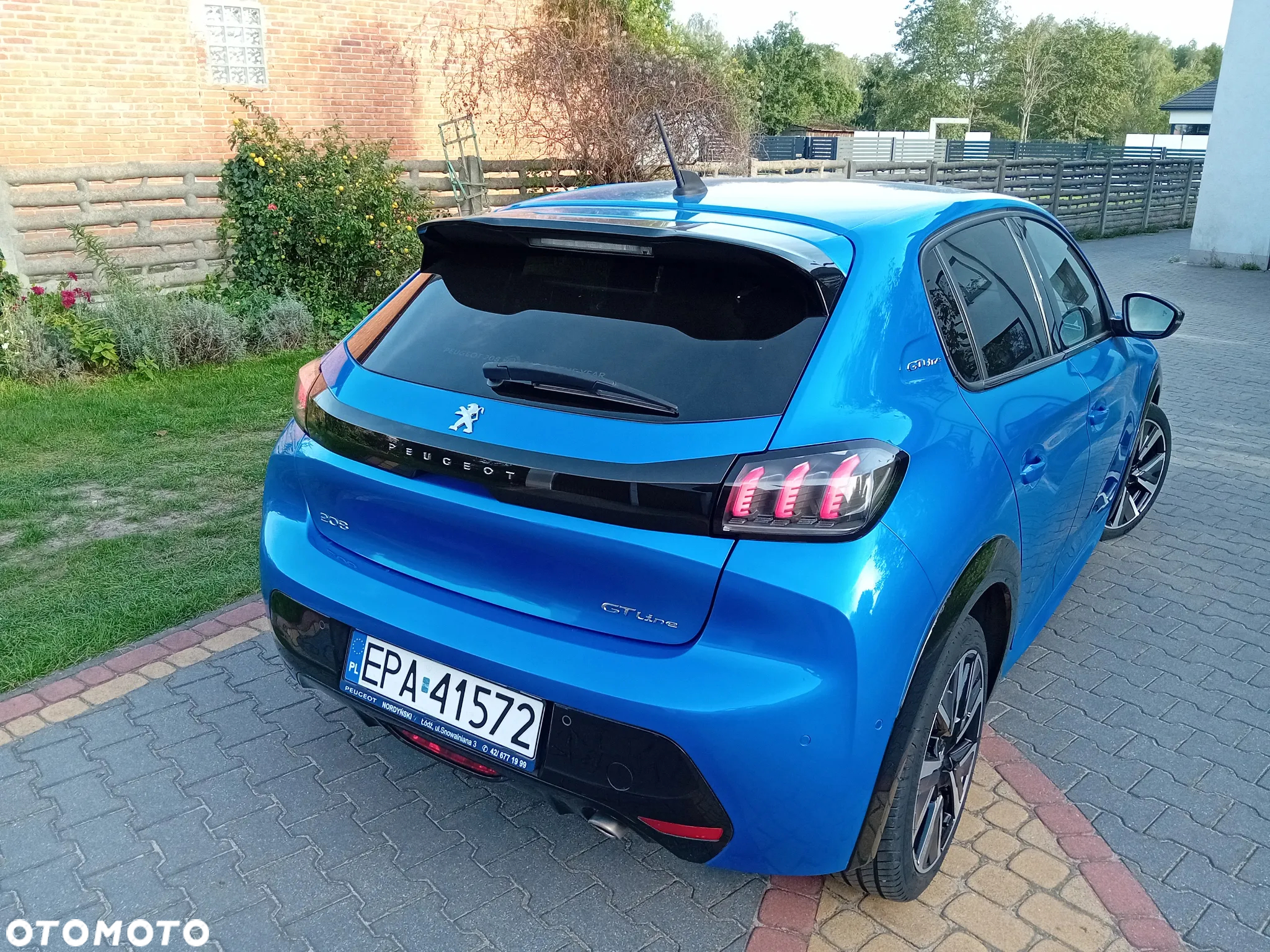 Peugeot 208 1.2 PureTech GT Line S&S EAT8 - 6