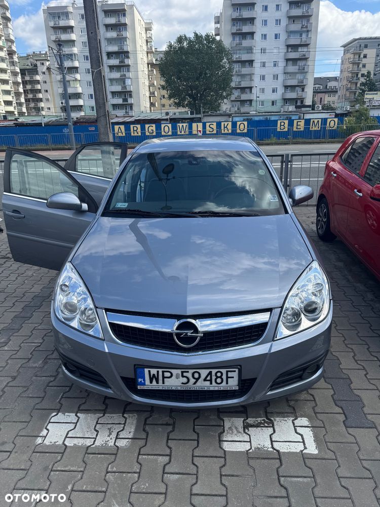 Opel Vectra 1.9 CDTI Sport / GTS - 2