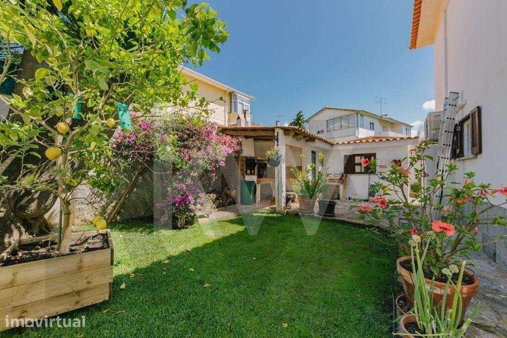 Moradia renovada isolada em Cascais - com piscina e lindo jardim, chur - Grande imagem: 5/51