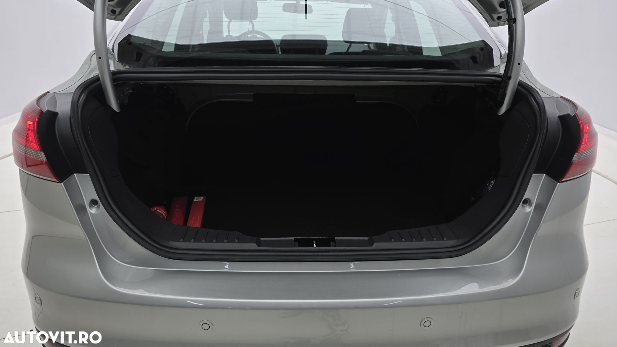 Ford Focus 1.0 EcoBoost Trend - 25