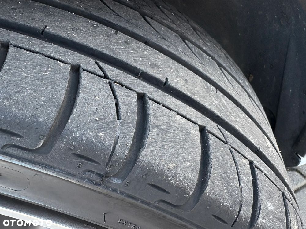 Audi A4 Avant 2.0 TDI DPF clean diesel multitronic Attraction - 10