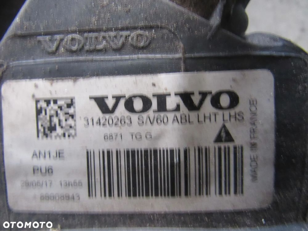 volvo v60 16r prawa lewa lampa przednia - 9