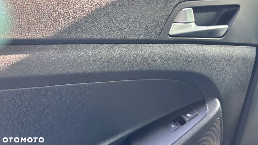 Hyundai Tucson blue 1.7 CRDi 2WD Classic - 29