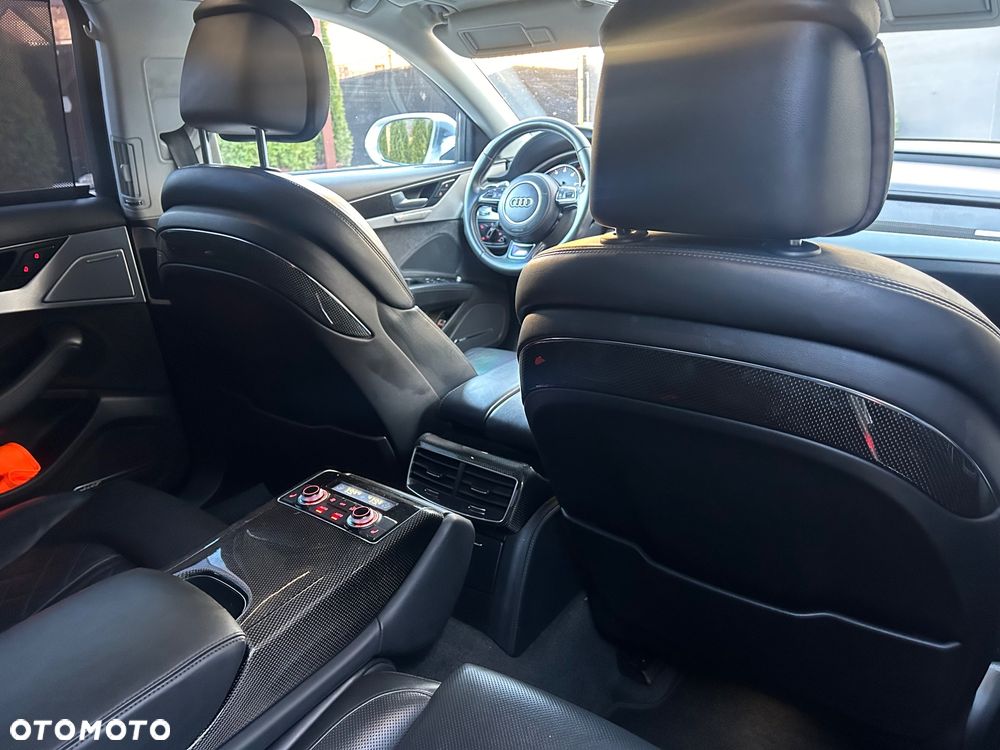 Audi S8 Plus 4.0 TFSI Quattro - 30