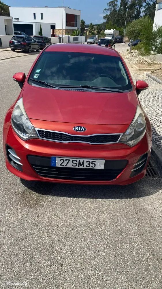 Kia Rio - 1