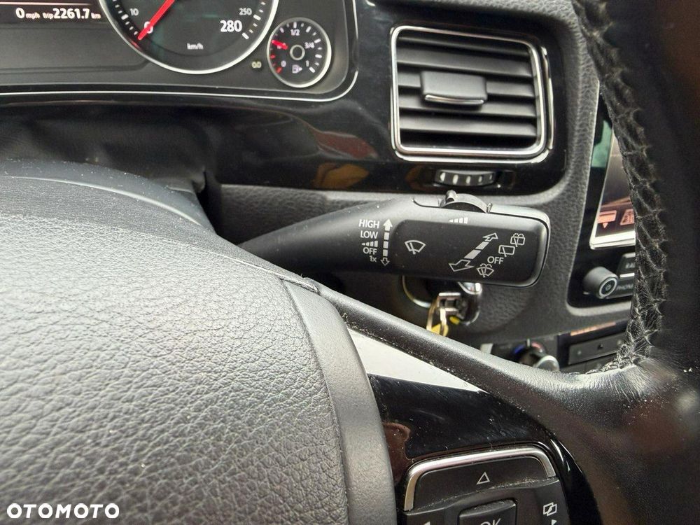 Volkswagen Touareg - 24