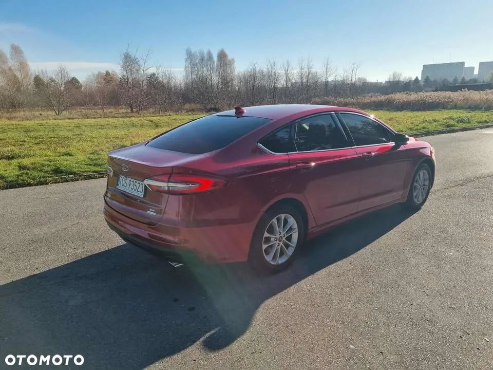 Ford Fusion - 5
