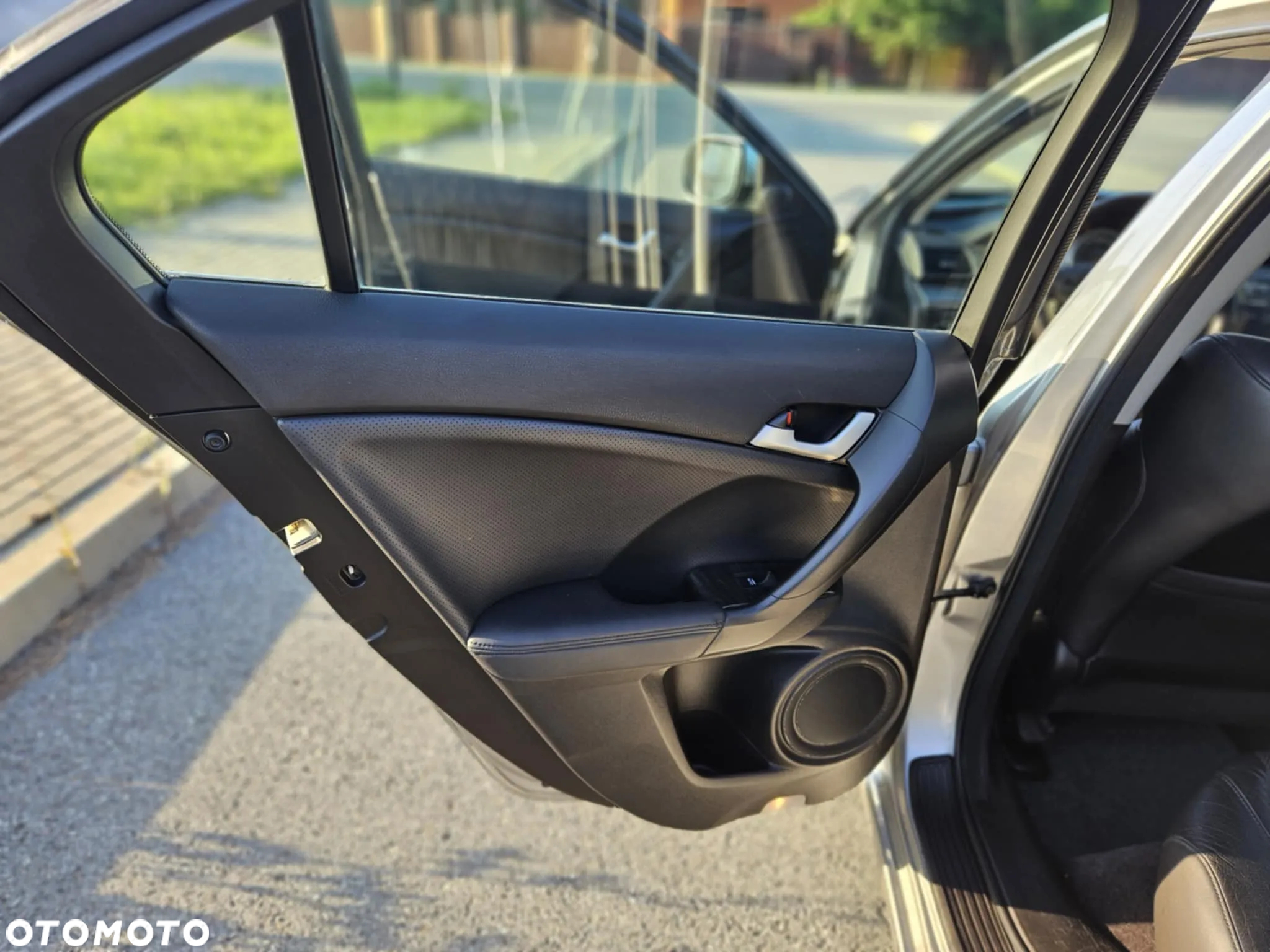 Honda Accord 2.0 Executive - 10