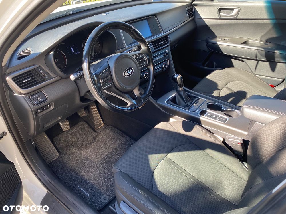 Kia Optima 1.7 CRDI L - 9