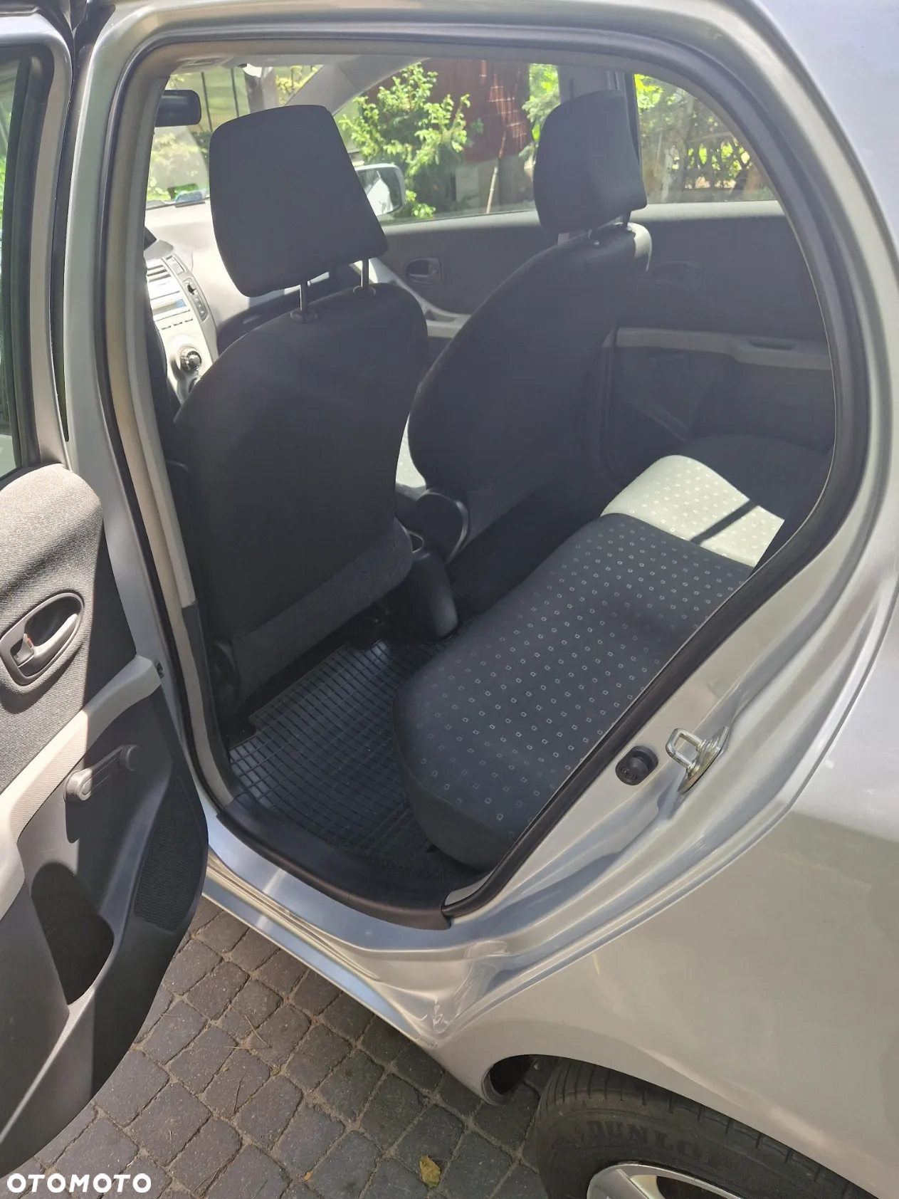Toyota Yaris 1.3 Sol - 19