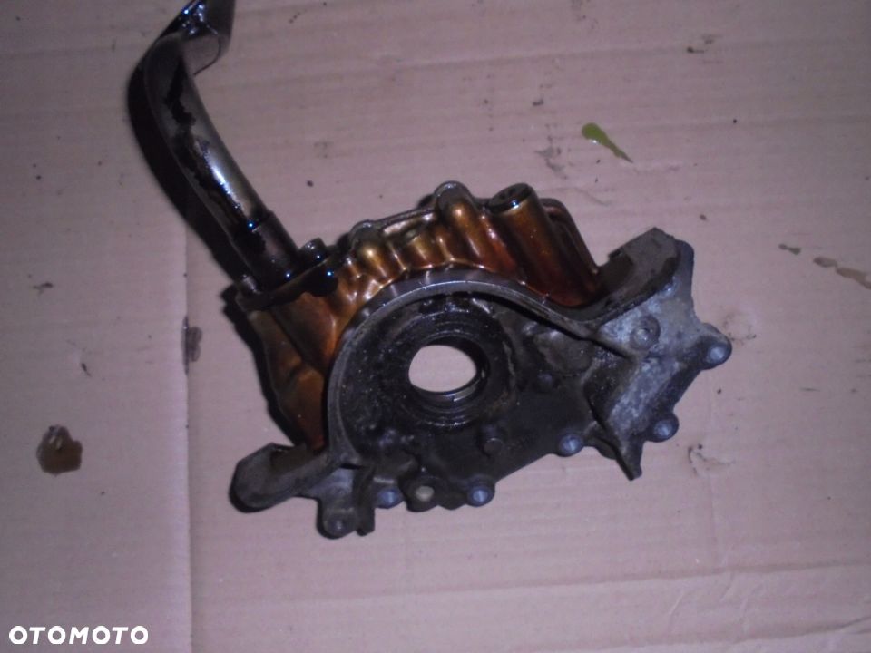 POMPA OLEJU FOCUS MK2 1.8 16V - 3