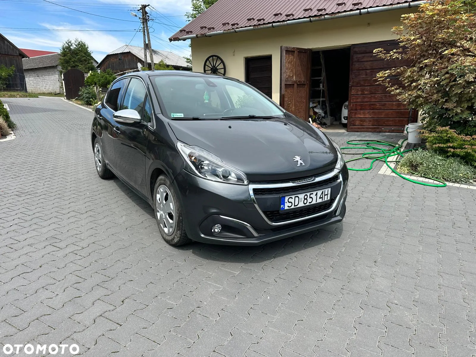 Peugeot 208 1.2 PureTech GPF Signature S&S - 4