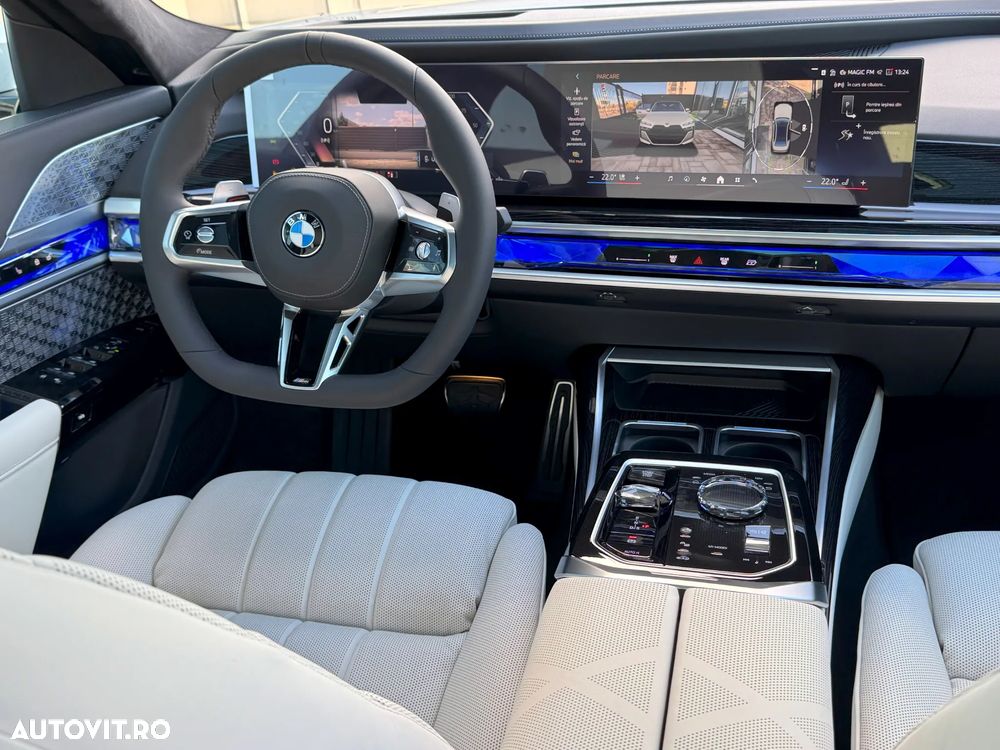BMW Seria 7 - 12