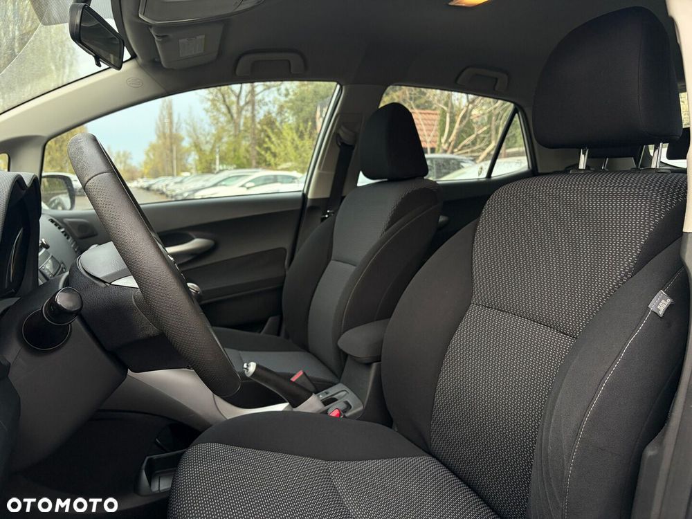 Toyota Auris 1.6 2010 - 31