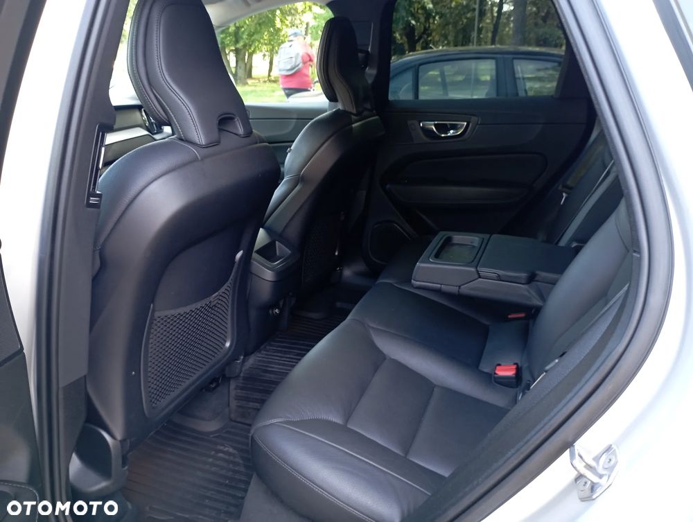 Volvo XC 60 T5 GPF Inscription - 12