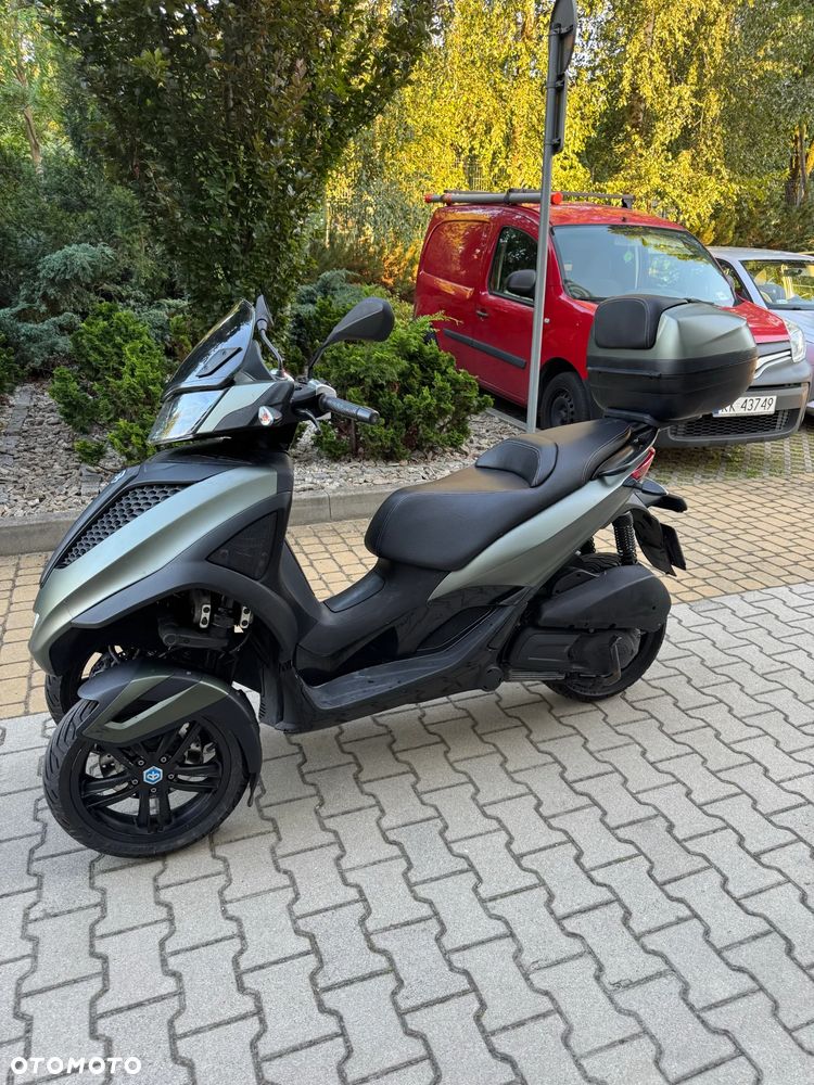 Piaggio MP-3 - 2