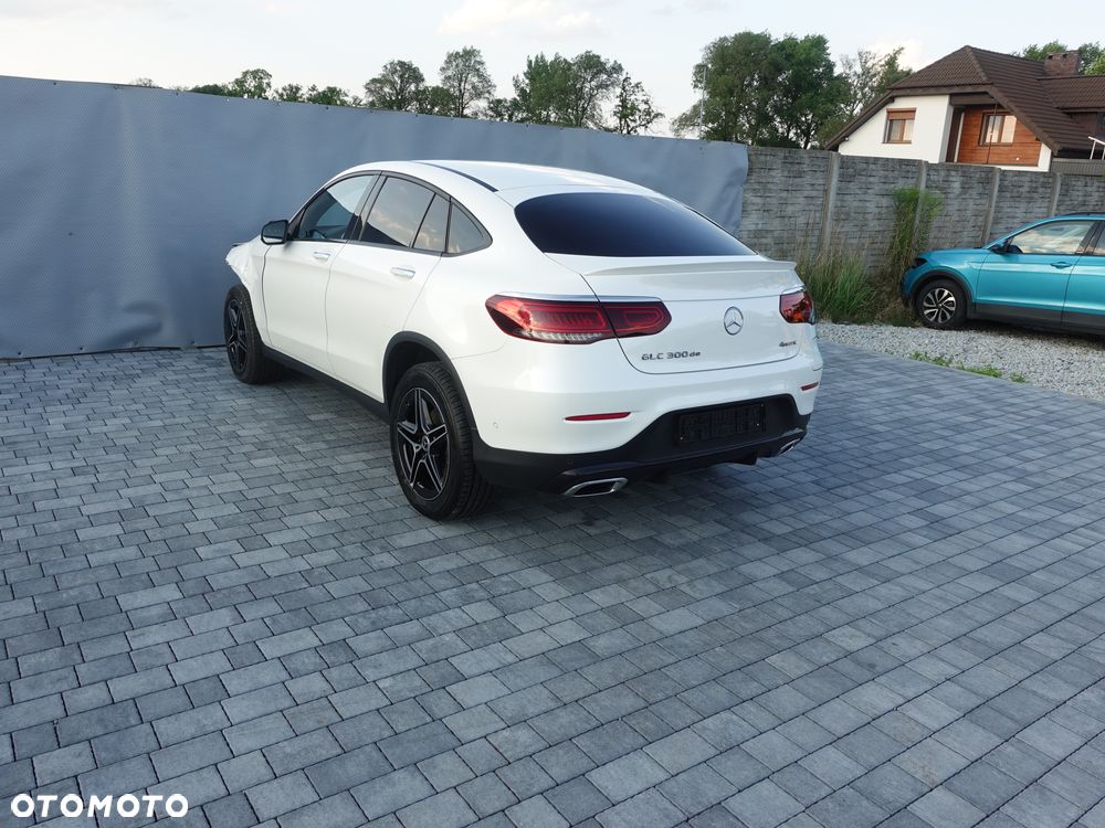 Mercedes-Benz GLC 300 de 4Matic 9G-TRONIC - 1